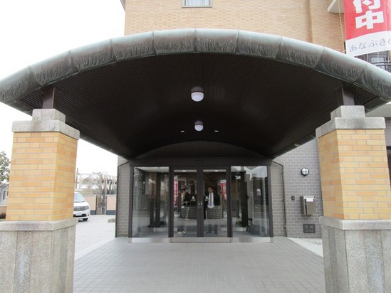 アルファリビング岡山後楽園の建物