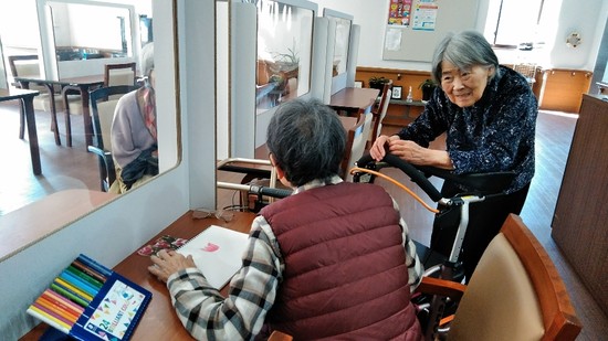 模写をしていたはずが、いつの間にか女子会タイムに・・・！！