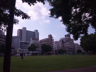 ある晴れた日。