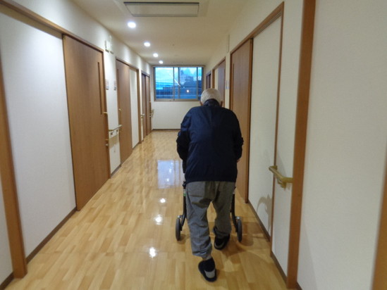 頑張ってます。