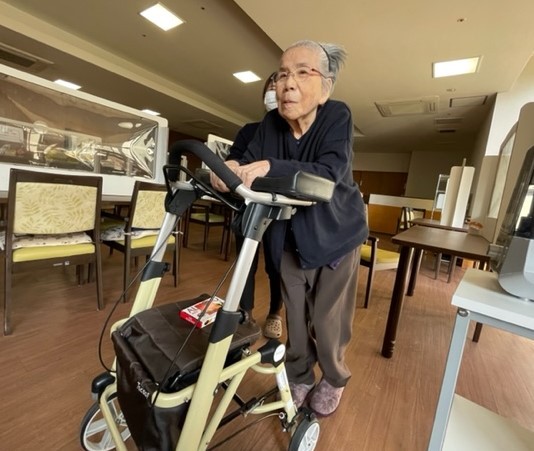 リハビリを頑張っています！！