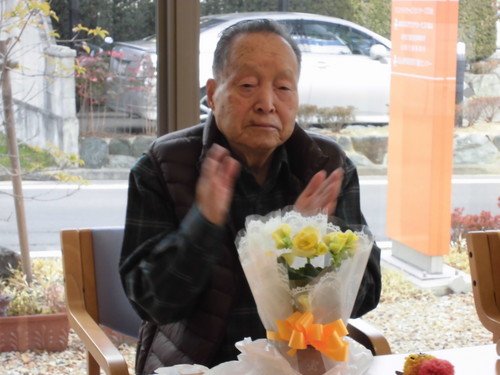 １月　はっぴばーすで