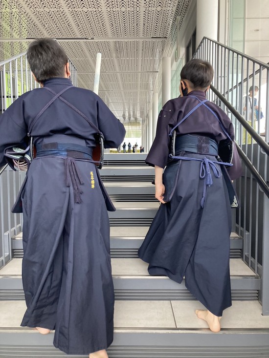 土日の私・・・(-"-)