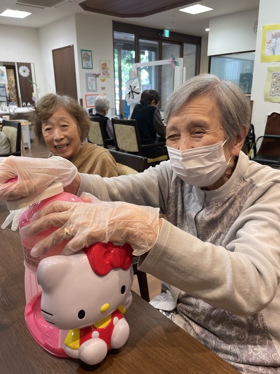 夏がやってきました！！