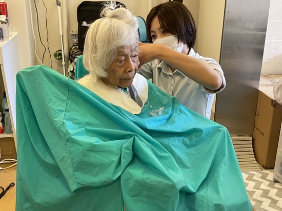 8月　訪問理美容