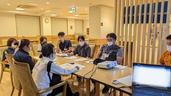 今月の全体会議☆彡