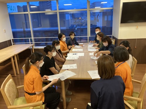 全体会議のご紹介