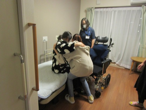 スタッフによる研修♪