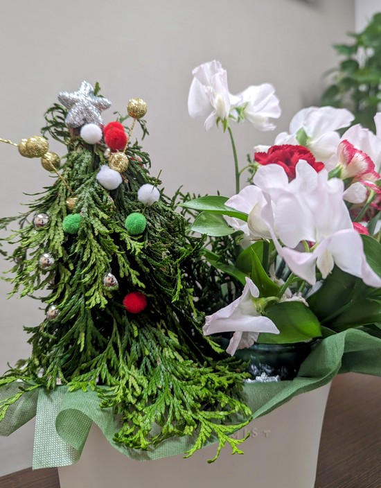 お花のクリスマスツリー☆彡