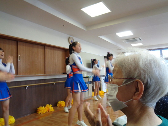 チアリーディング