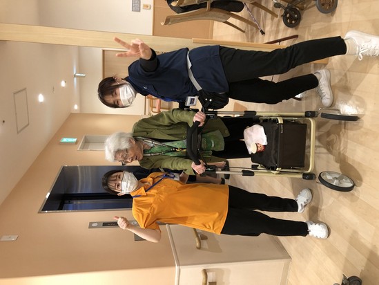 いらっしゃいませ(^^)/