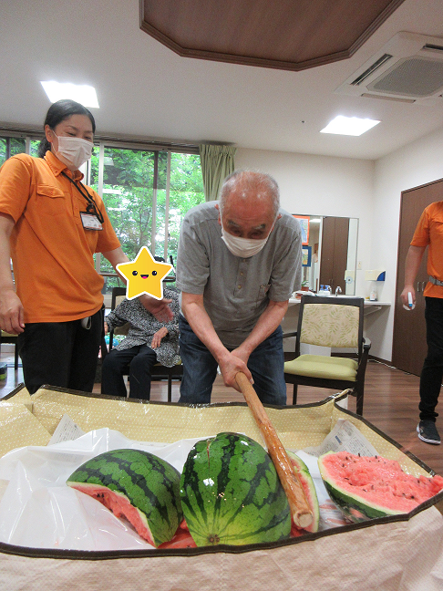 スイカ割り大会！！