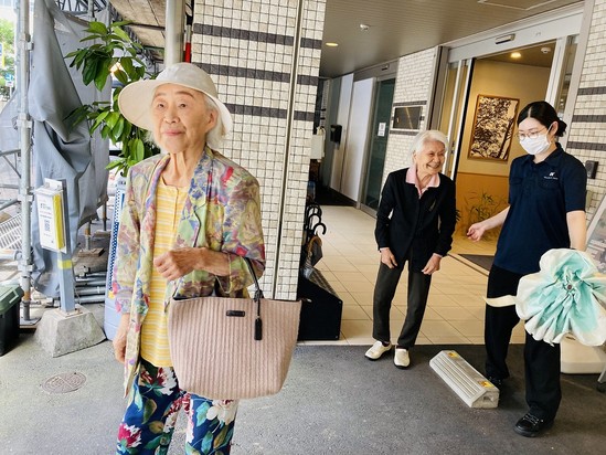 公園へお散歩タイム☀