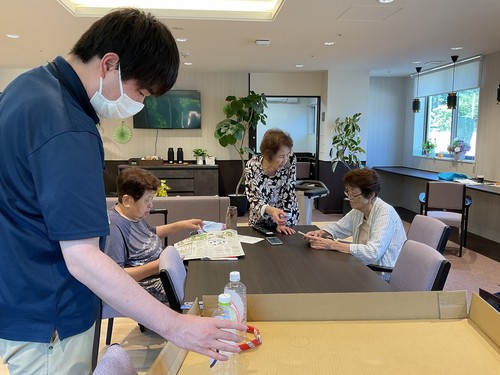 今日も夏祭りの準備中