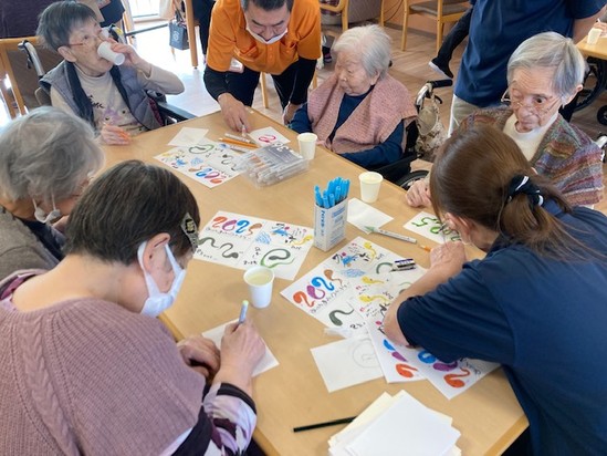 来年はへび年♩