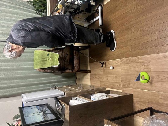 お部屋でゴルフ
