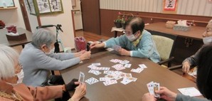 久々のトランプ