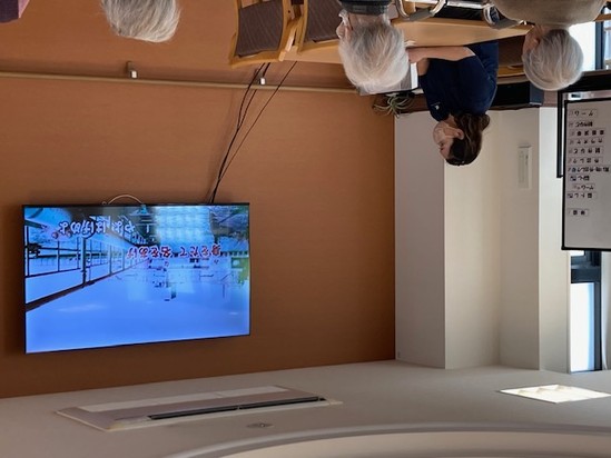 みんなで楽しく歌いましょう♪