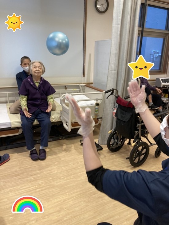 【アルファデイサービスセンター上之園】キャッチボール♪