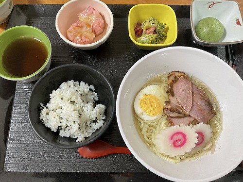 食事～スペシャルメニュー！！