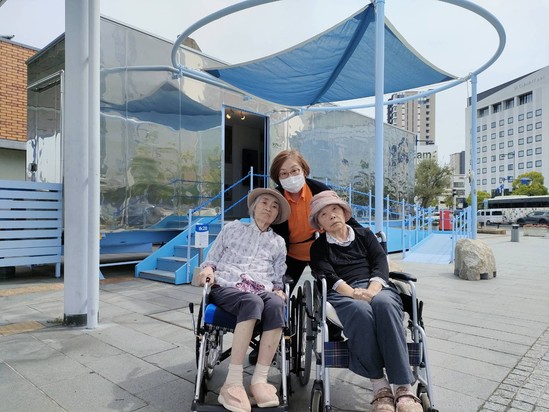 薔薇の香りに包まれて❁