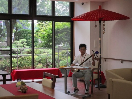 兒玉施設長の演奏会