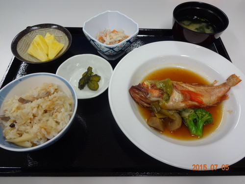 昼食