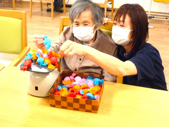 スタッフとご利用者様と一緒に。。