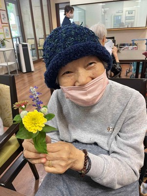 夏の花の寄せ植えをお部屋の中で…　