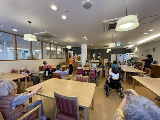 【アルファリビング広島段原】レクリエーション〈体操の部〉