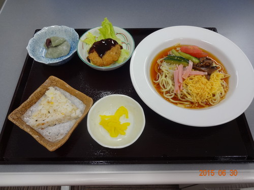 冷やし中華始めました♪