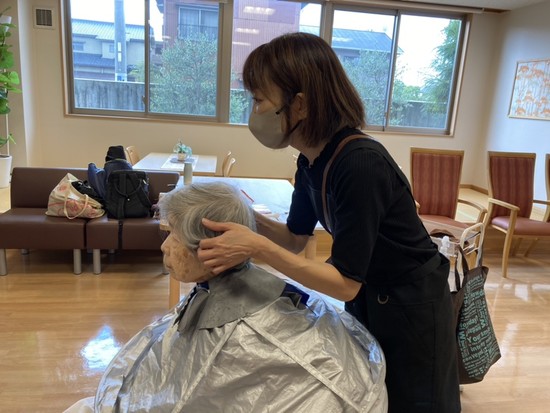 訪問理美容の日