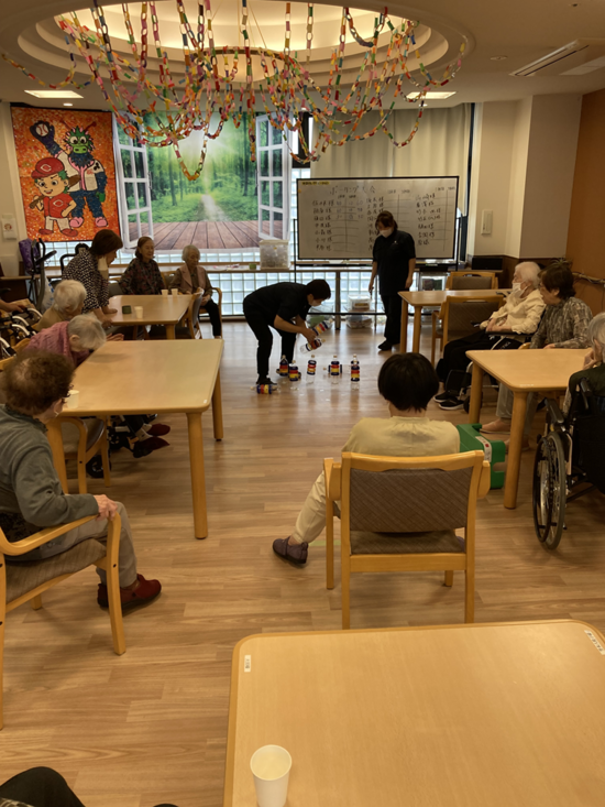 ボウリングでストライク！