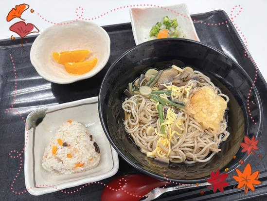 ♦秋の三彩きのこそば♦