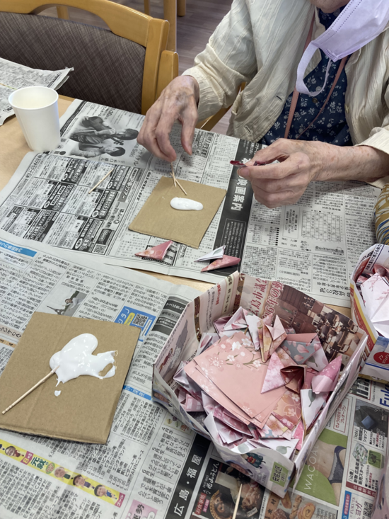 花のくす玉、完成。