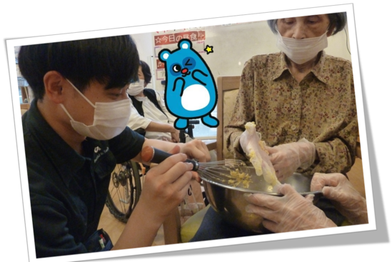 久しぶりの料理レク！ホットケーキの甘い香りに笑顔があふれました！