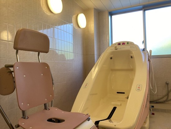 機械浴入浴