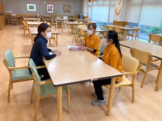 外国スタッフの緊急時研修