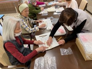 ポーセラーツ　正月皿