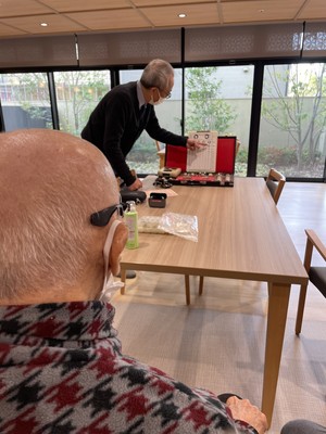 めがねのメンテナンス