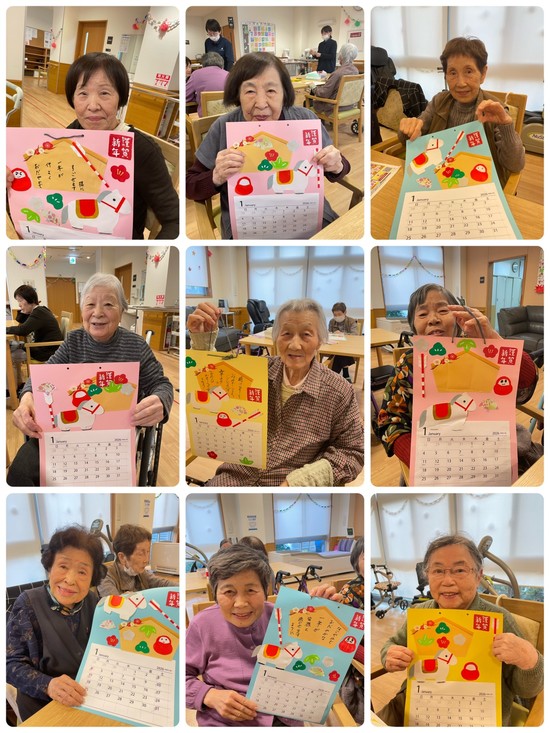 来月のカレンダーを作成しました・・・♫