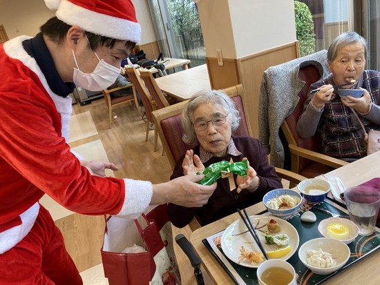 サンタクロースとゆかいな仲間たち