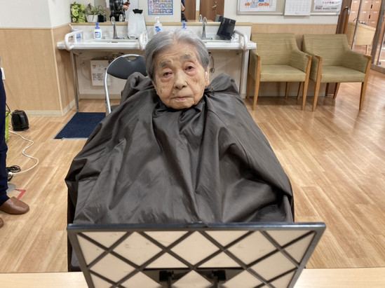 今年最後の訪問カット　♪