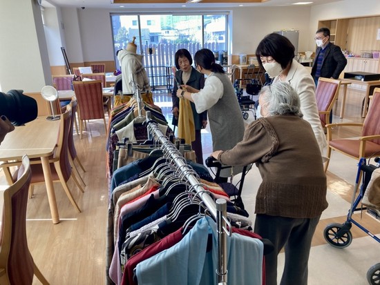 似合う一着との出会いを楽しむファッションイベントを開催しました