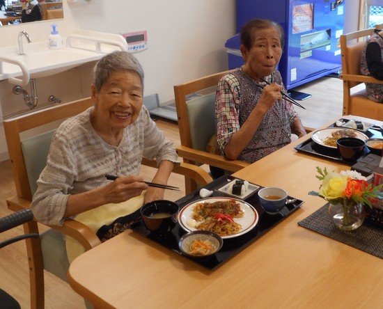 食事イベント開催！！