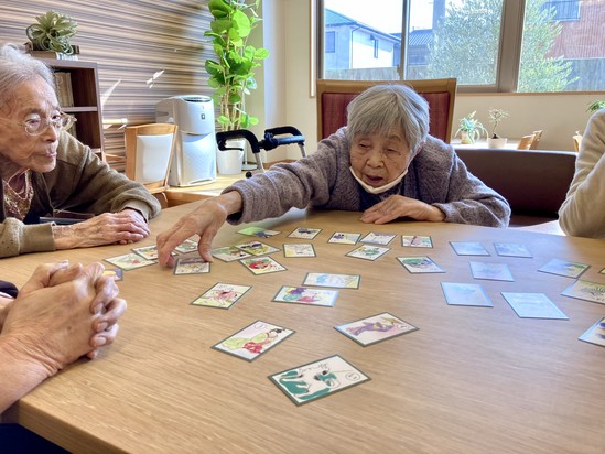 いろはかるたで盛り上がりました！