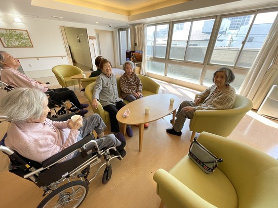 【アルファリビング広島段原】お昼のひと時