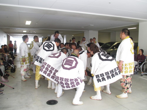 祭りだワッショイ♪