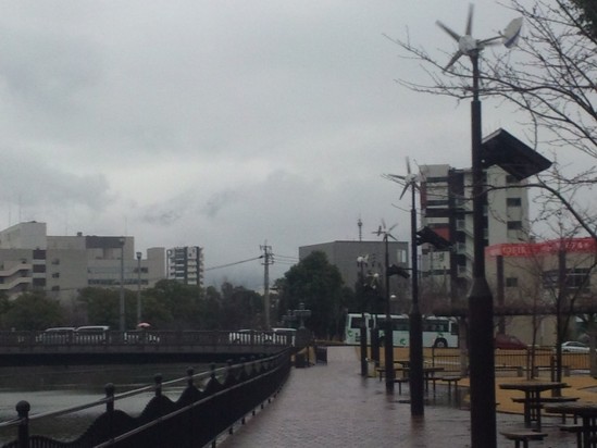 寒いですねぇ。