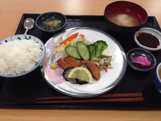 ご好評「地産ランチ」！